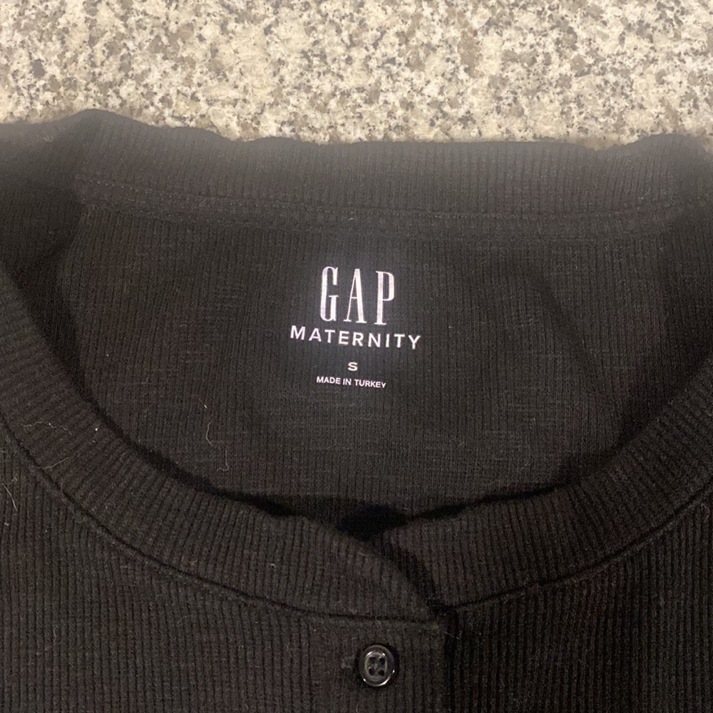 GAP Maternity Tank Top with Buttons - Picture 5 of 7
